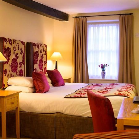 The Swan Hotel - Брадфорд на Аэвен Экстерьер фото