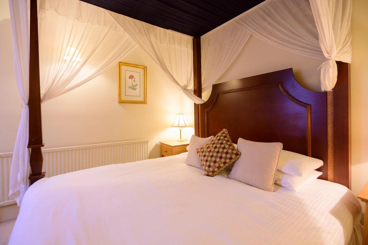 The Swan Hotel - Брадфорд на Аэвен Экстерьер фото